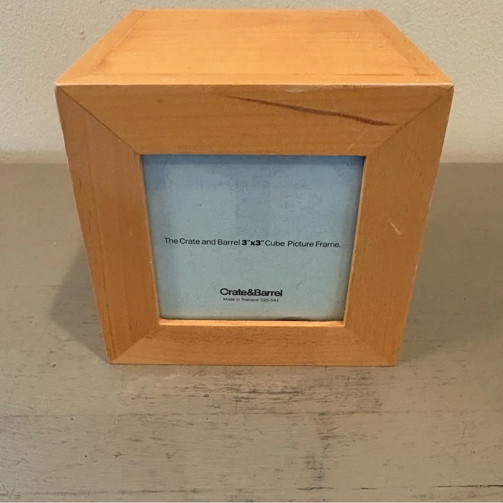 Crate&Barrel Wood Cube 3X3 Four Picture Frame Box